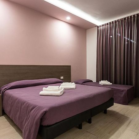 רימיני Hotel Gioia מראה חיצוני תמונה