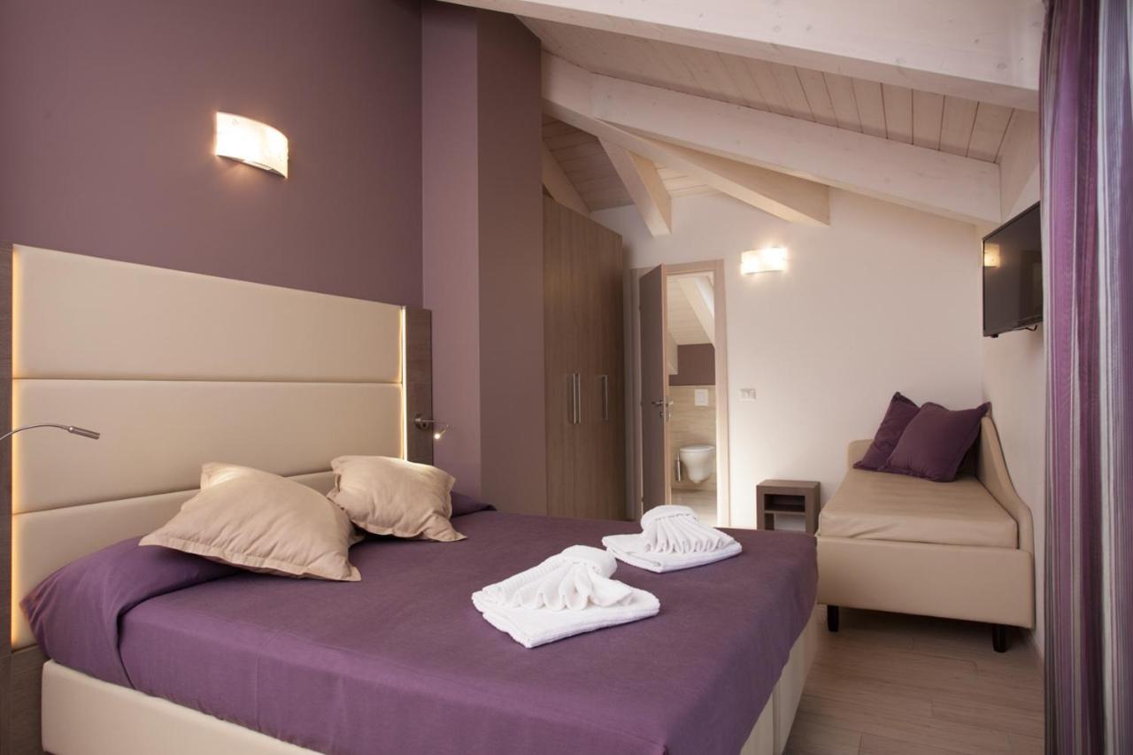רימיני Hotel Gioia מראה חיצוני תמונה