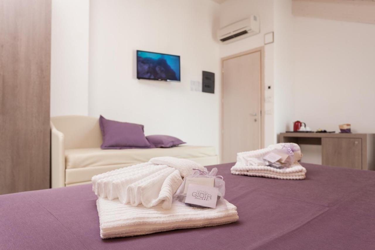 רימיני Hotel Gioia מראה חיצוני תמונה