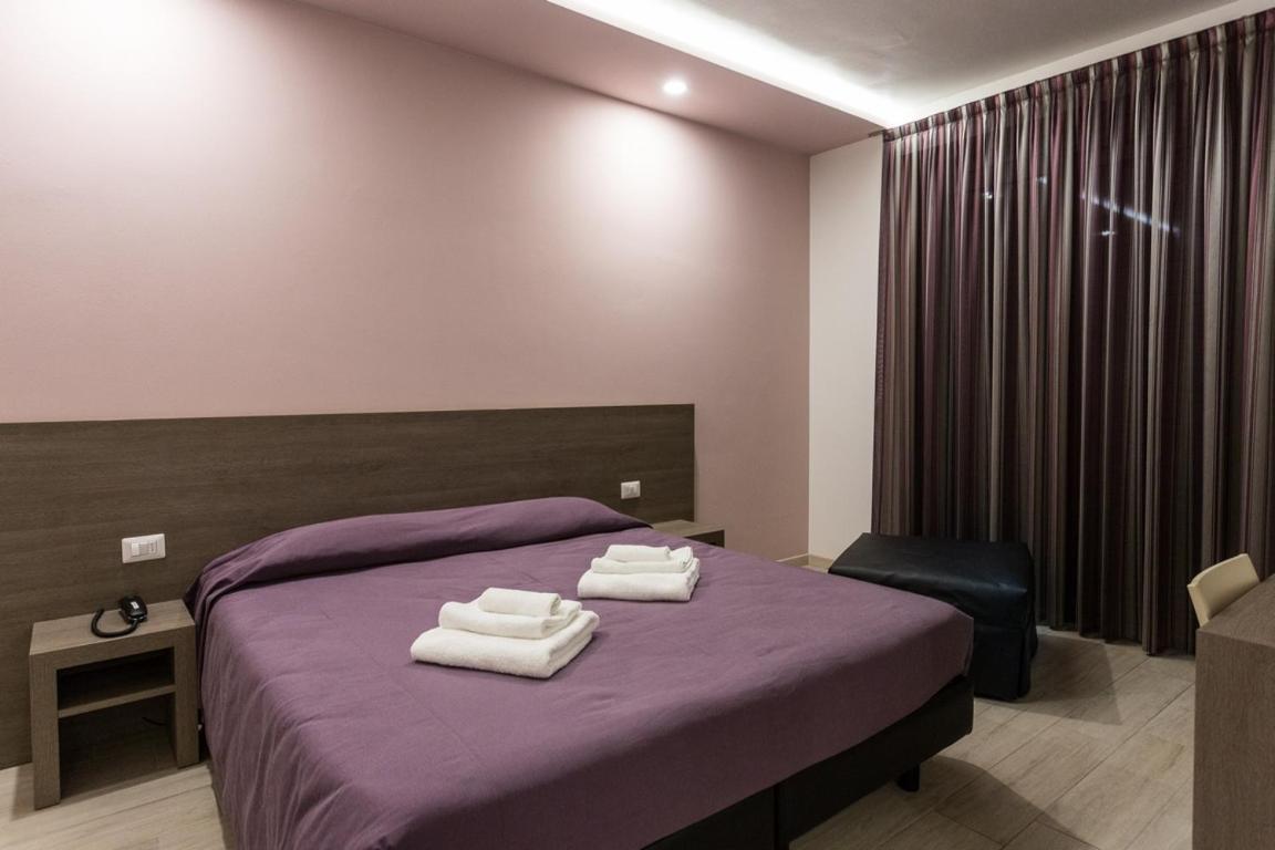 רימיני Hotel Gioia מראה חיצוני תמונה