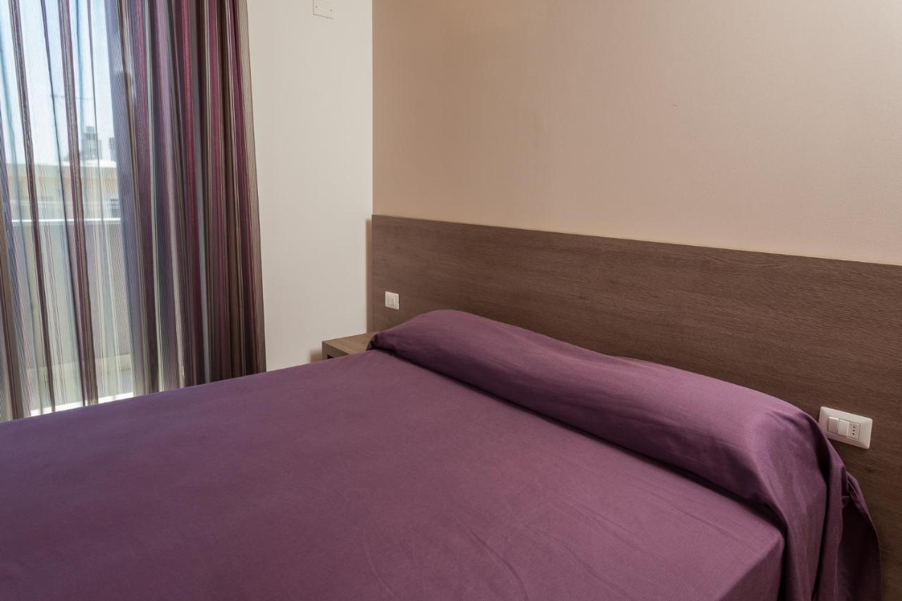 רימיני Hotel Gioia מראה חיצוני תמונה